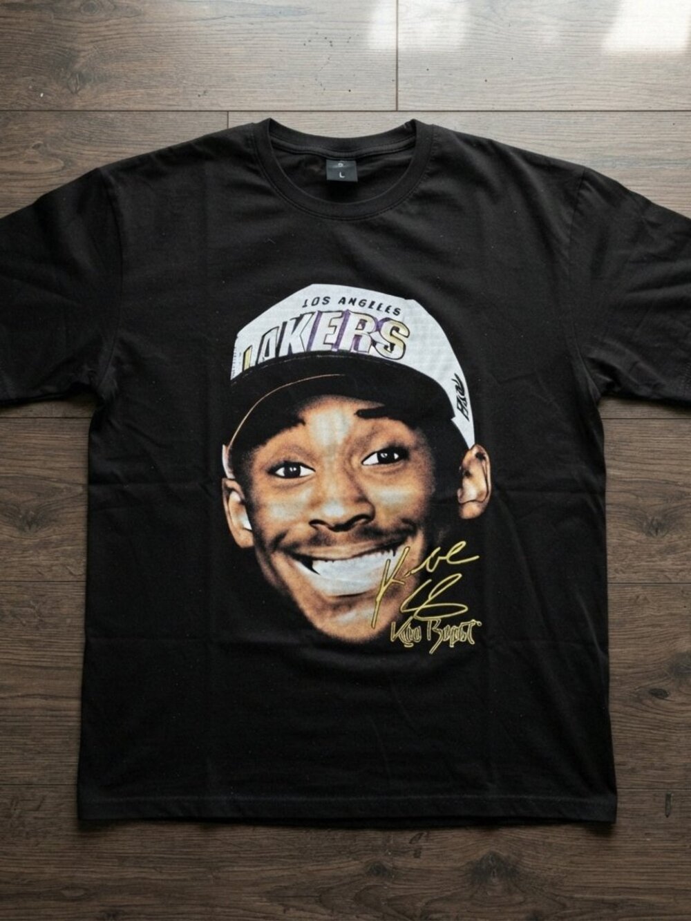 Kobe Bryant Los Angeles Lakers Graphic T-Shirt